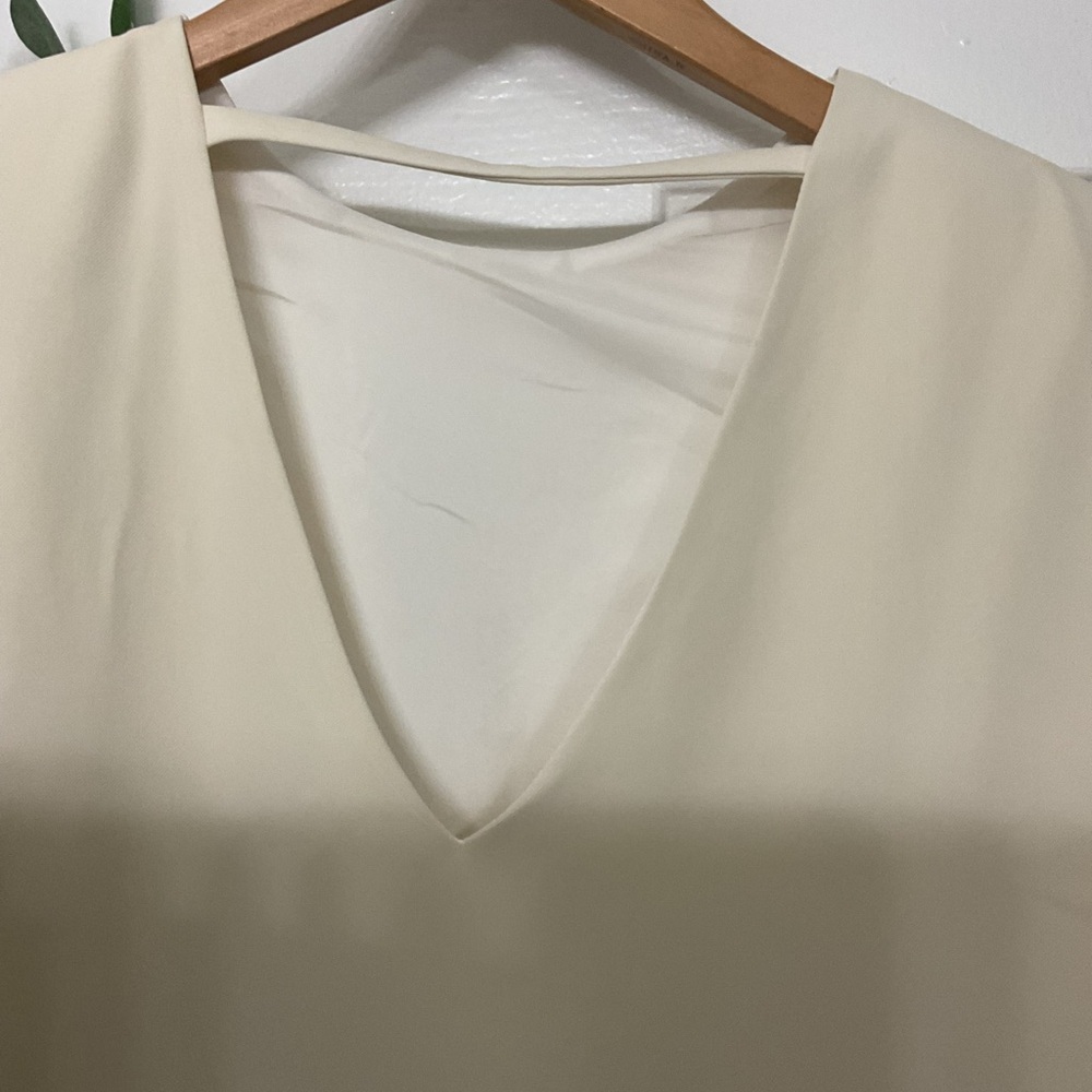 GUMAC Cream Short-Sleeve Shift Dress with Button Accents - Picture 6 of 10